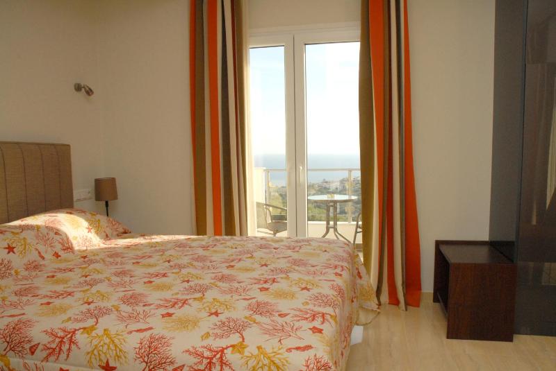 Deluxe Double Room image 4
