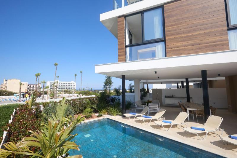 Protaras Aqua Pearl Villa AQ01 - image 13