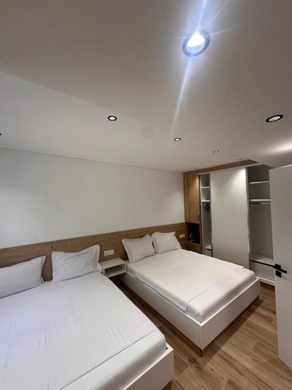 Marina Wave apartments - image 2