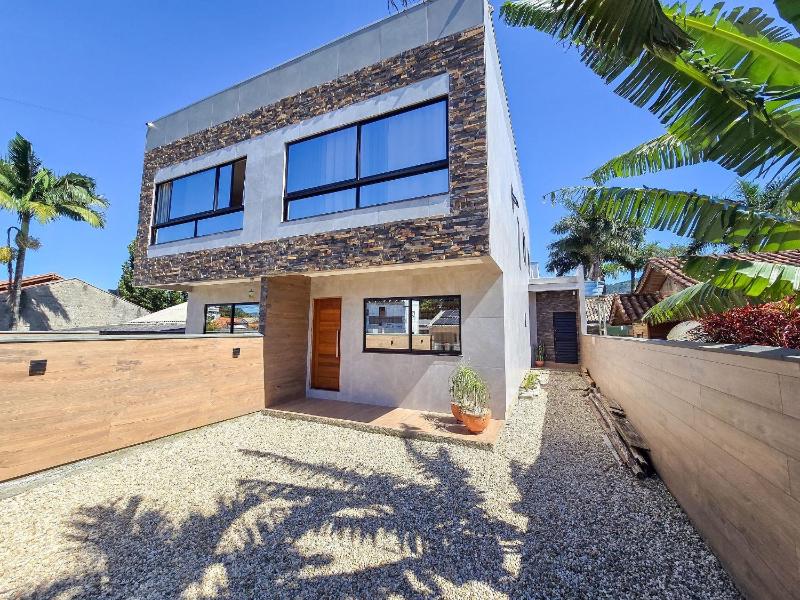 106 - Casa com 3 quartos na Praia de Mariscal - image 6