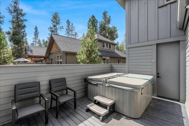 Gannet Chalet with HOT TUB SAUNA SHARC - image 21