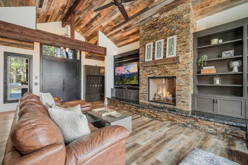 Gannet Chalet with HOT TUB SAUNA SHARC - image 28