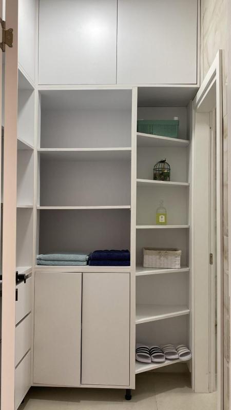 White tower residence - image 10