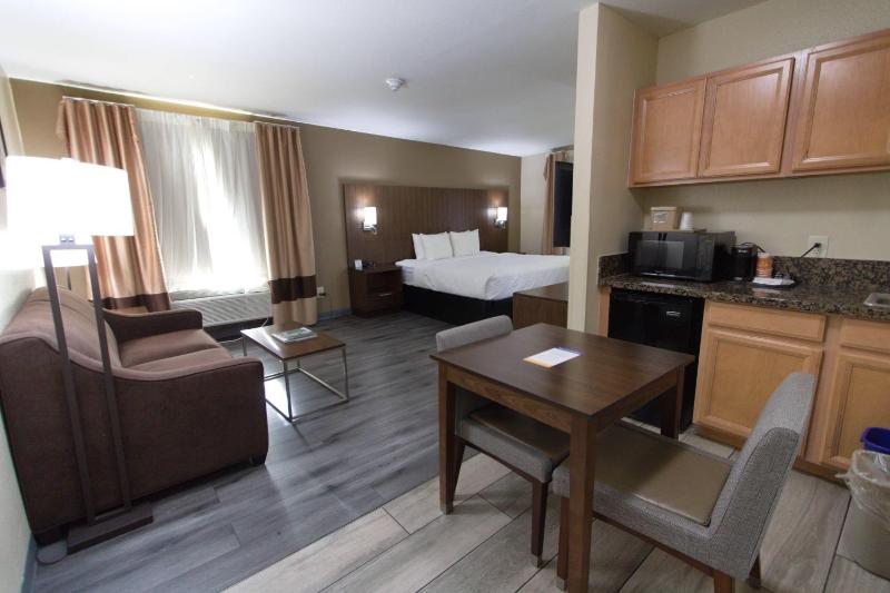 Comfort Suites Tucson near Sabino Canyon - image 33