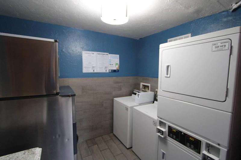 Comfort Suites Tucson near Sabino Canyon - image 30