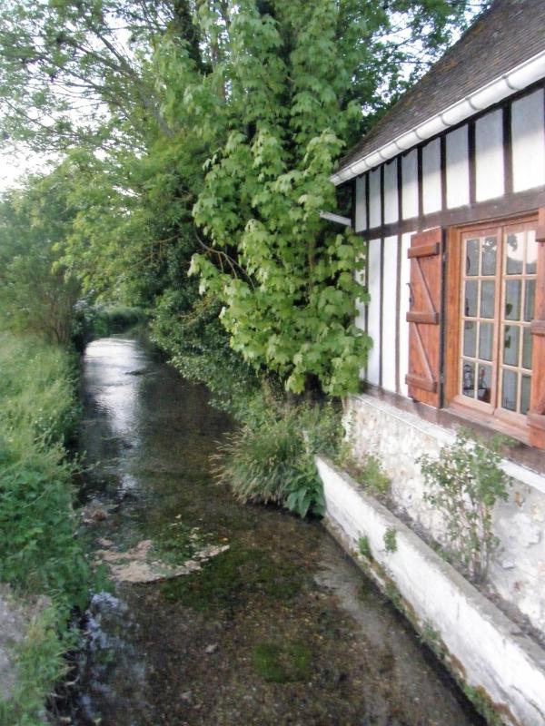 One-Bedroom House image 4