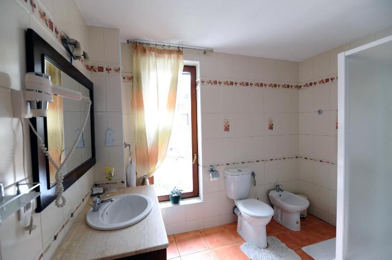 Superior Double Room image 3