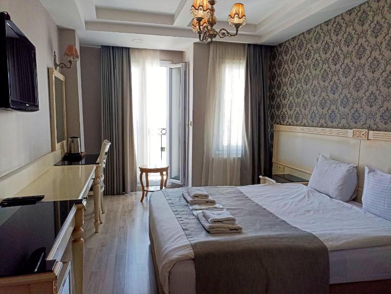 BlueAlbatros City Hotel - image 16