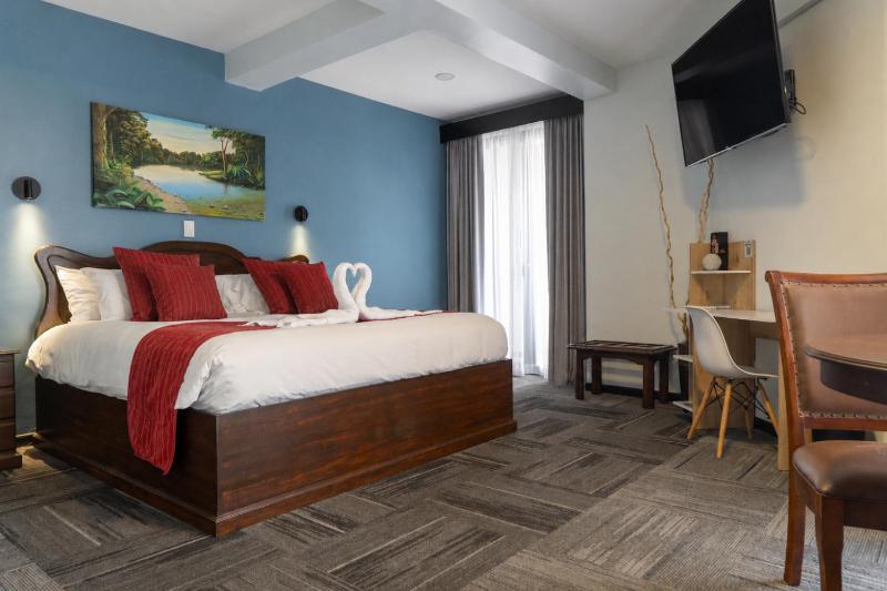 Hotel Luckys - image 11