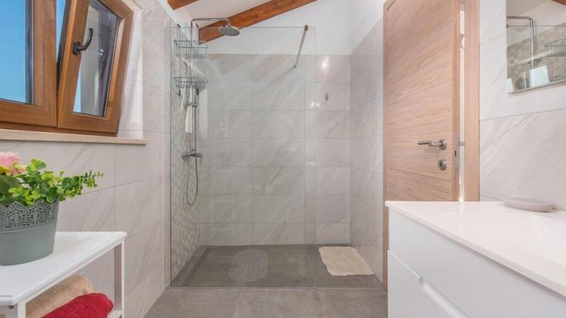 Villa Sole Mio by Villas Guide - image 16