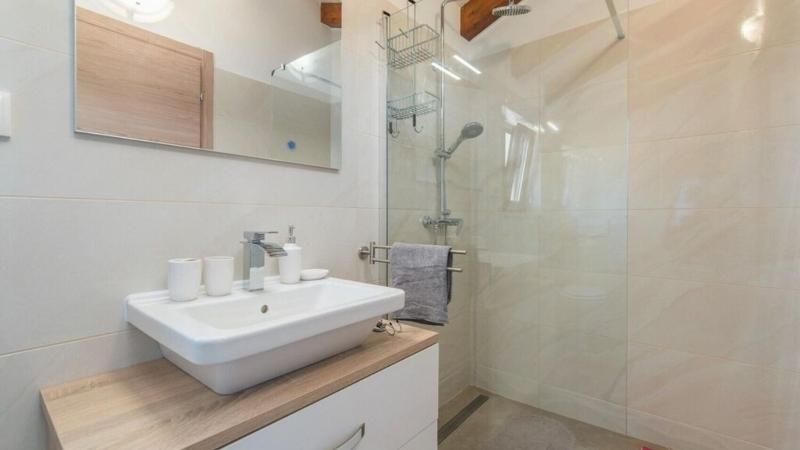 Villa Sole Mio by Villas Guide - image 21