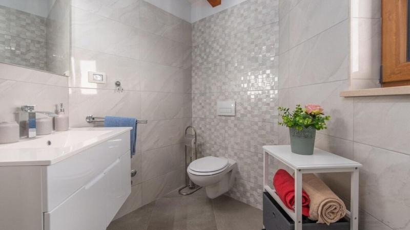 Villa Sole Mio by Villas Guide - image 25