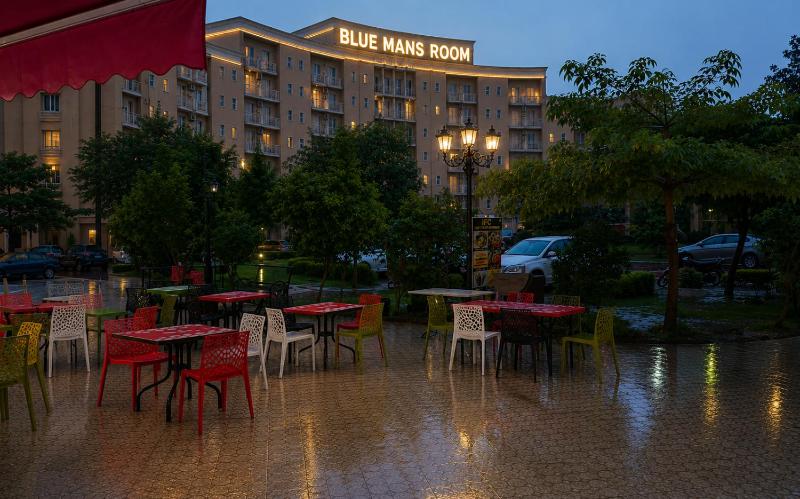 Blue Mans Rooms - Near Prem Mandir & ISKCON - image 39