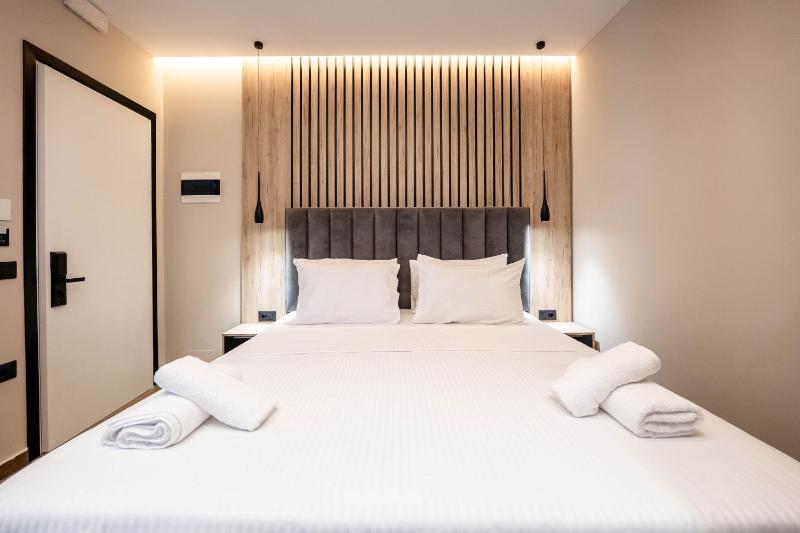 Aeris Sol Ksamil - Free Private Parking - Pool - image 12