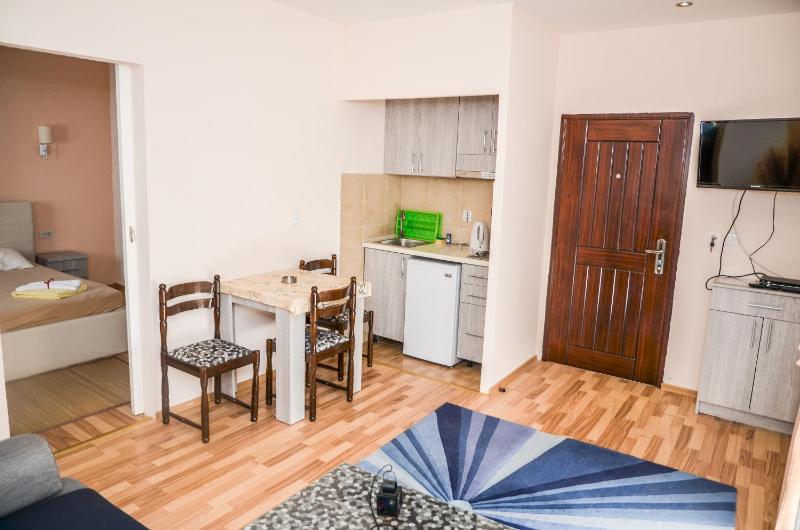 Two-Bedroom Apartment with Balcony image 4