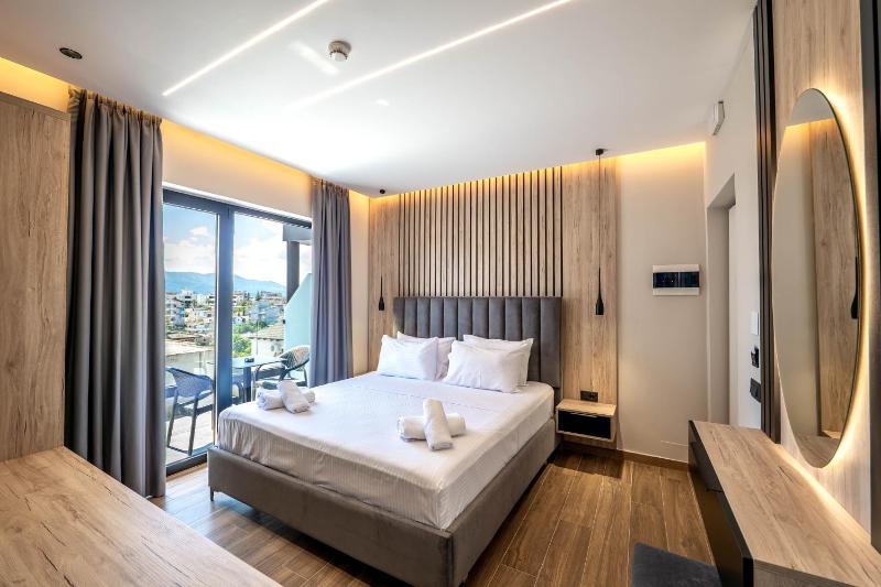 Aeris Sol Ksamil - Free Private Parking - Pool - image 15