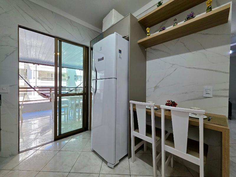 Apt 3 Quartos c/ garagem 150m do mar em Meia Praia - image 26
