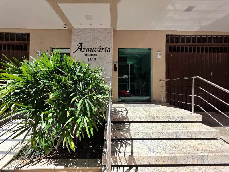 Apt 3 Quartos c/ garagem 150m do mar em Meia Praia - image 17