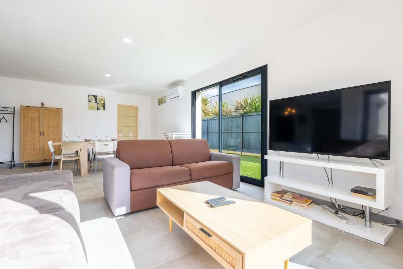 Villa climatisée pour 8 personnes avec piscine privée - image 4