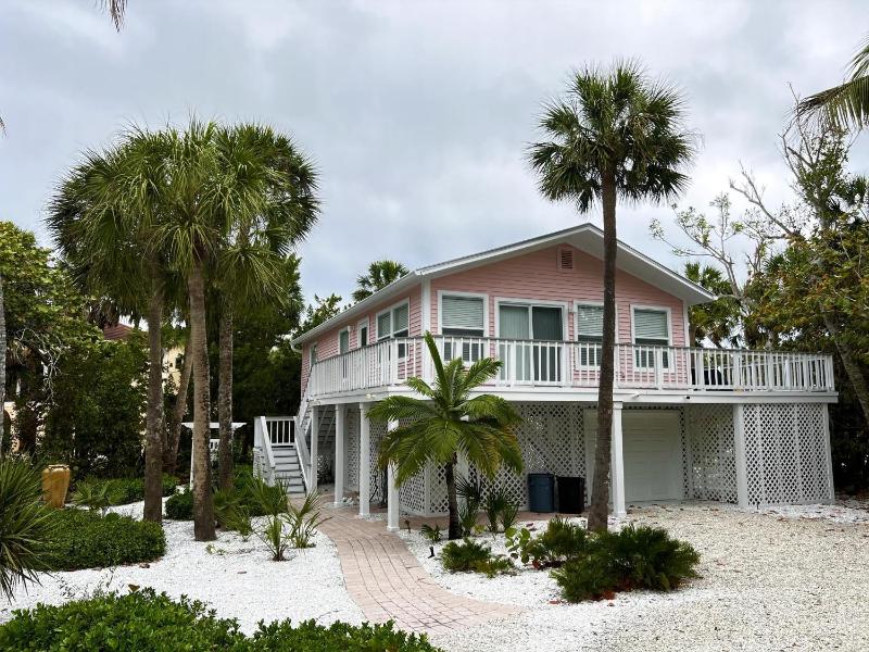 Pink Shell Sanibel - image 1