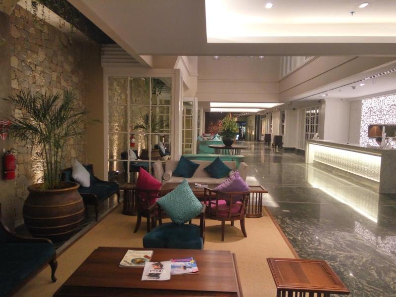 Jambuluwuk Oceano Seminyak Hotel - image 12