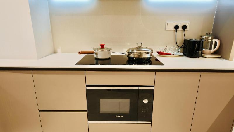 Eaton Residences KLCC - JD Hospitality - image 3