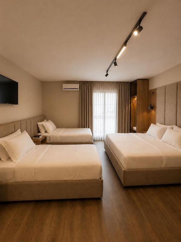 Sea Hotel - image 11