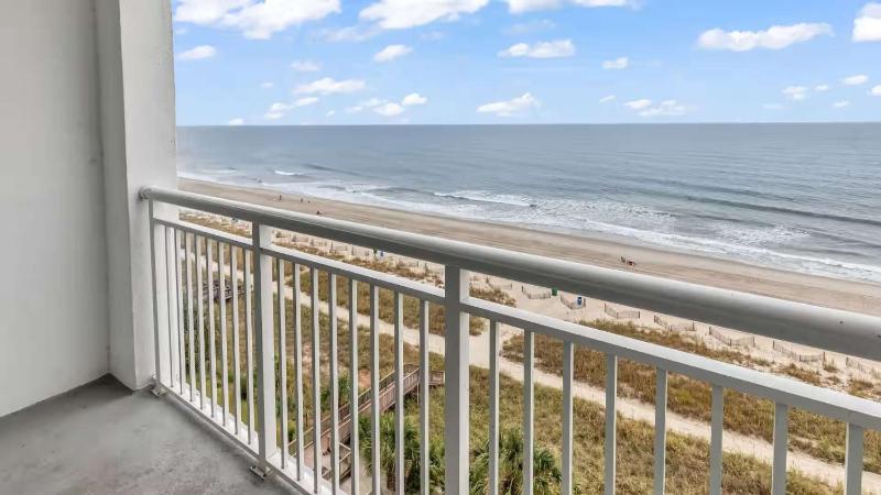 Camelot By The Sea - Studio - image 4