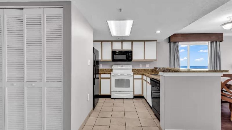 Camelot By The Sea - 2 Bedroom - image 6