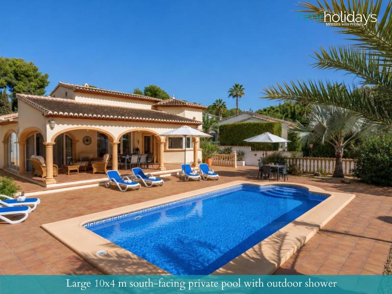 Villa Gredos by HMR Holidays - image 18