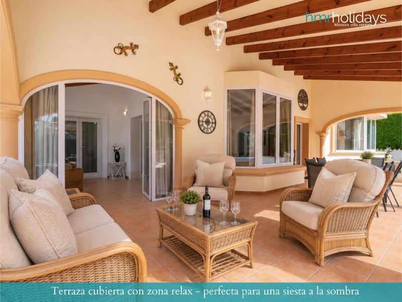 Villa Gredos by HMR Holidays - image 12