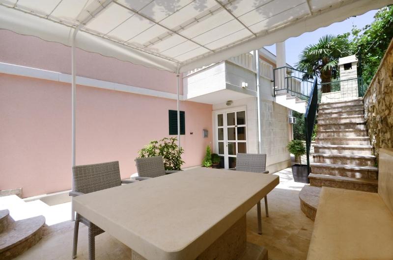 Apartments by the sea Podgora Makarska - 25999 - image 37