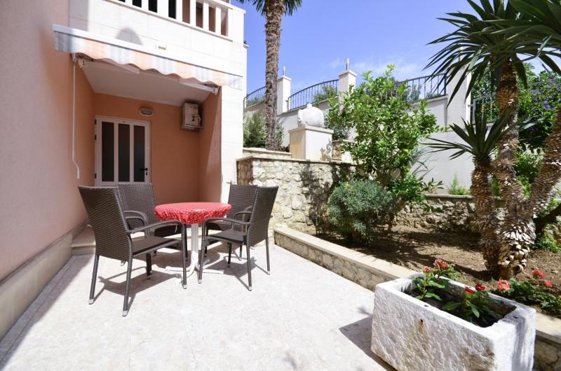 Apartments by the sea Podgora Makarska - 25999 - image 8
