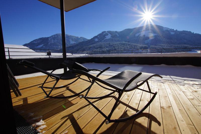 Penthouse Apartment with Outdoor Sauna image 2