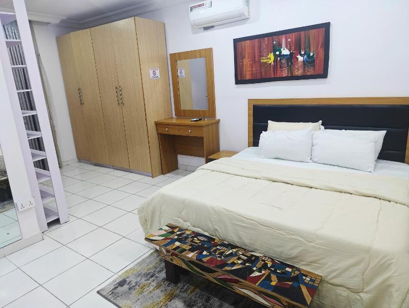 2 Bedroom Apartment Lekki - Highly Secured with 24hrs Power - image 9