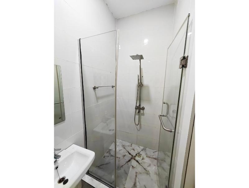 2 Bedroom Apartment Lekki - Highly Secured with 24hrs Power - image 11