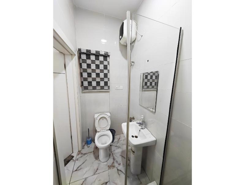 2 Bedroom Apartment Lekki - Highly Secured with 24hrs Power - image 15