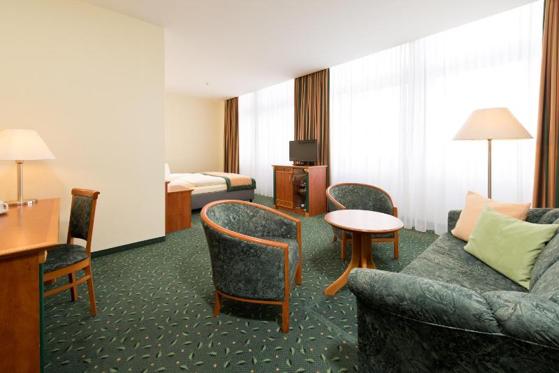 Junior Suite image 2