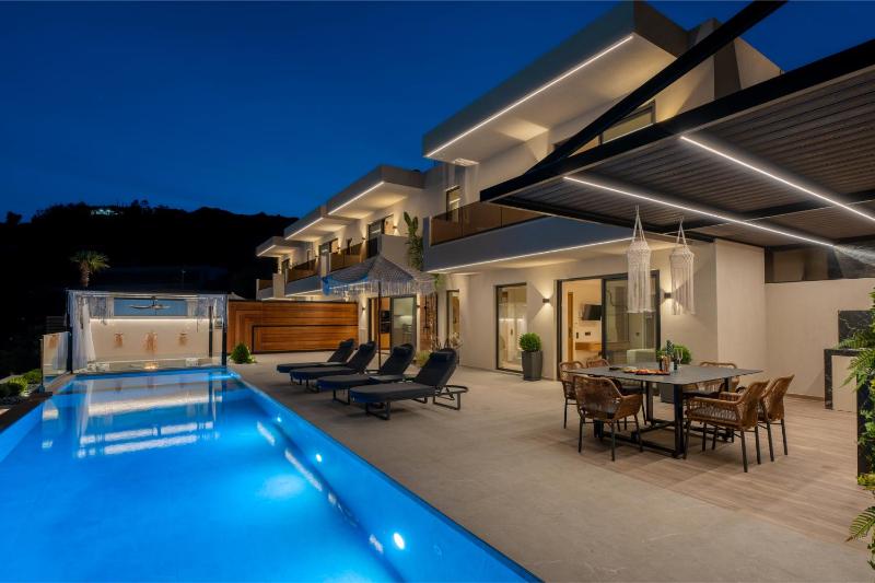 Azur BlueSky Villas - image 5