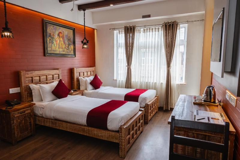 Evara Boutique Hotel - image 3