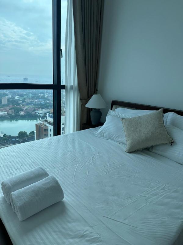 City Escape - Capital Twin Peak - 3Bedroom Luxury Apartment at 44th floor - image 13