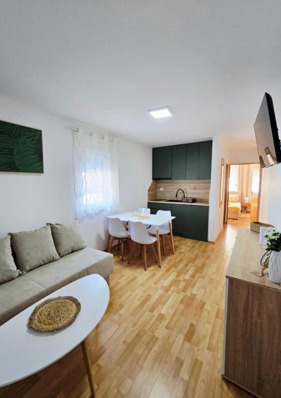 Apartmani Marija - Vila Marija - image 5
