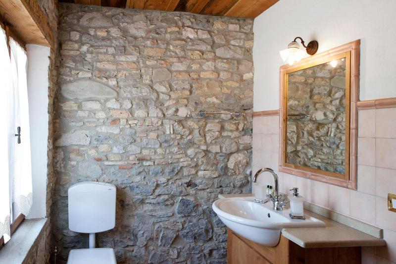 Double Room (1 - 2 Adults) image 4
