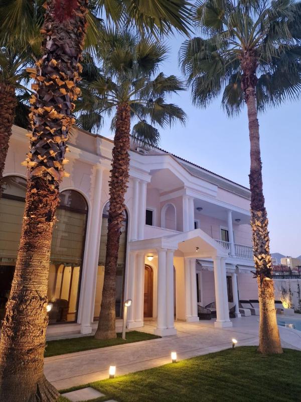 Luxury Villa Helena in Tirana with Private Pool - image 6
