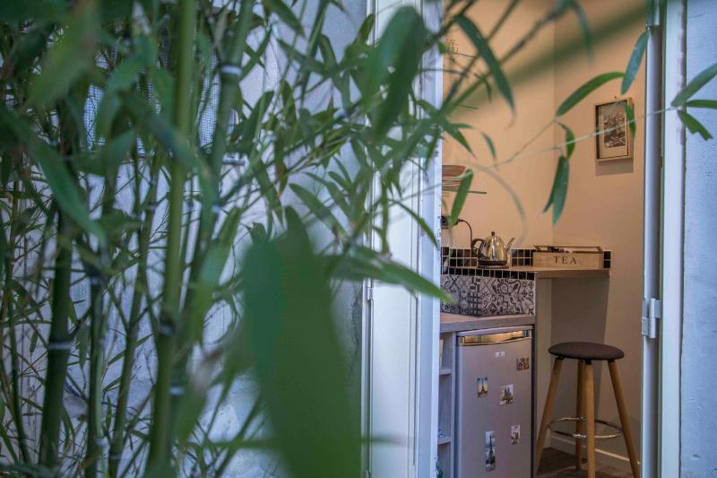 Studio Apartment image 3