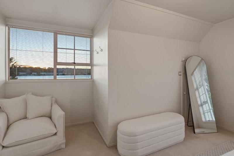 Okawa Bay Waterfront - Absolute Lakefront with Jetty 10min from Hells Gate - image 37