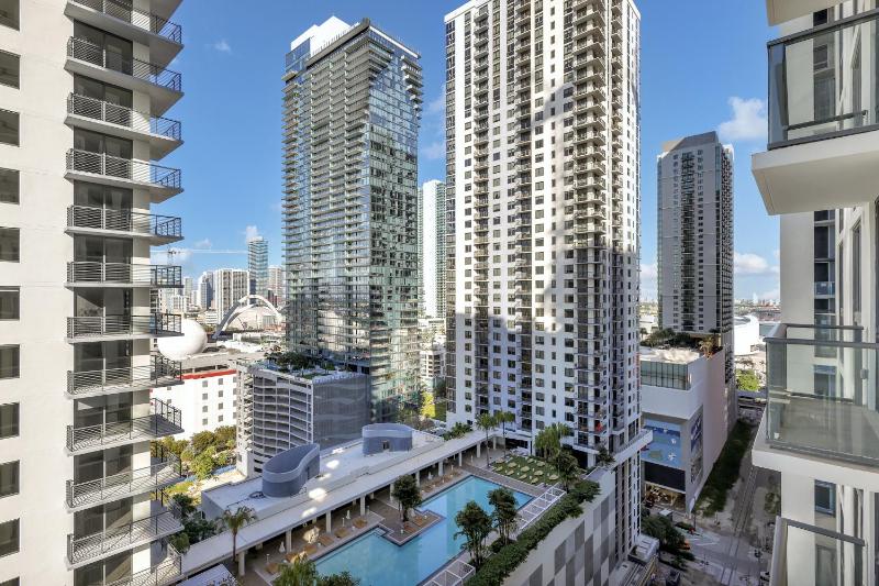 Apex Executive Apartments - 11 NE 6th St Downtown Miami - image 9