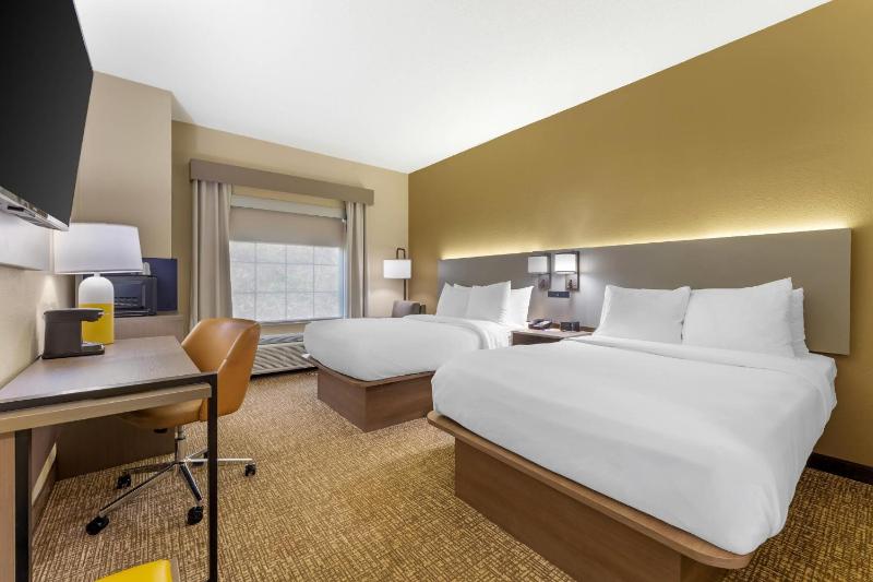 Comfort Suites Pittsburgh Airport - image 49