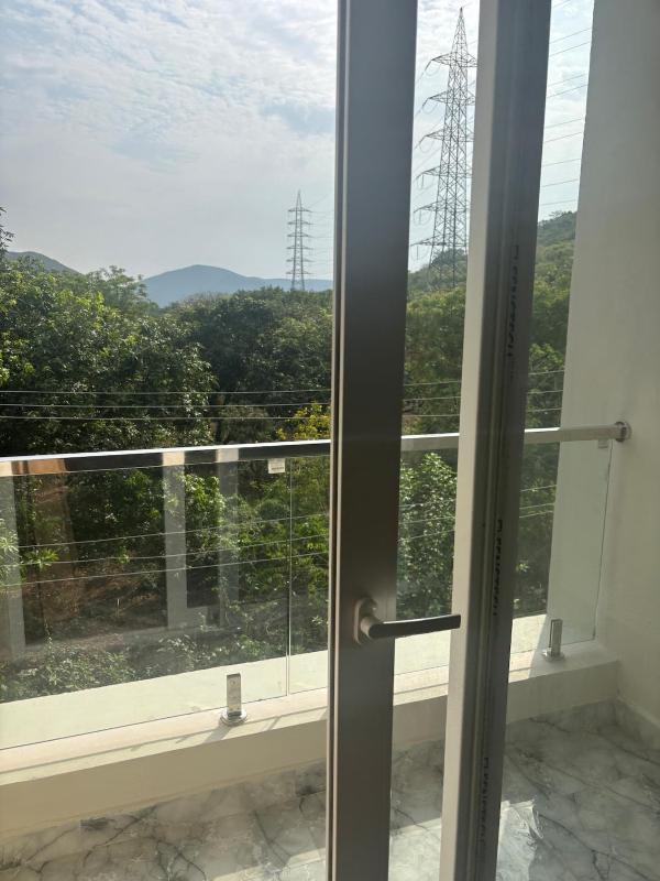 Hillside Living - image 23