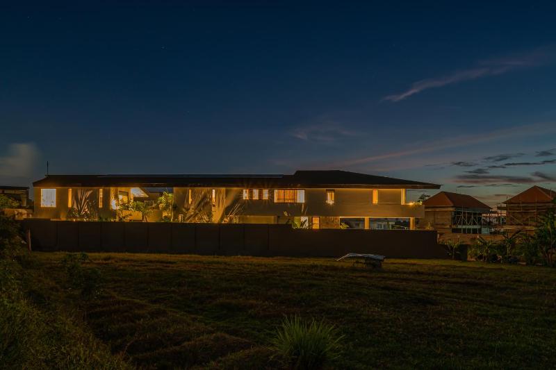 The Line - 5BR Luxury Villa with Cinema & Hot Tub in Umalas - image 11